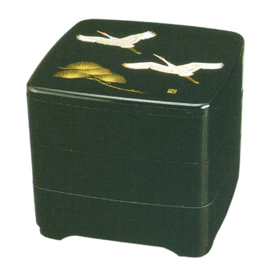 画像1: 【名入れ無料の漆器の通販】6.5寸 三段重箱 黒塗り 松鶴